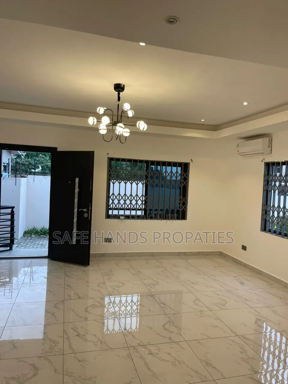 2bdrm House in East Airport, Accra Metropolitan for rent
