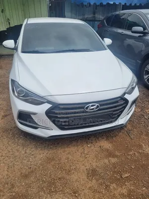 Hyundai Avante 2018 White
