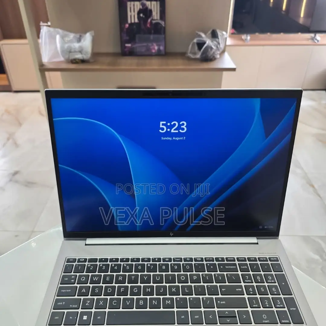 Laptop HP ZBook Firefly 16 G10 16GB Intel Core i7 SSD 512GB