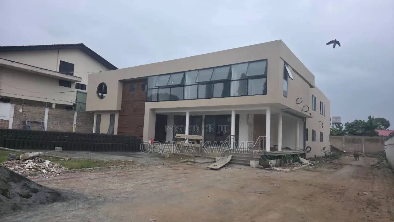 1200 SQM Commercial Property for Rent at Airport Residential Area