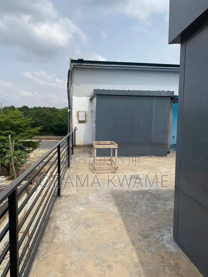 Prime Warehouse Office Complex for Sale Fiesta Royal Lapaz Main Rd