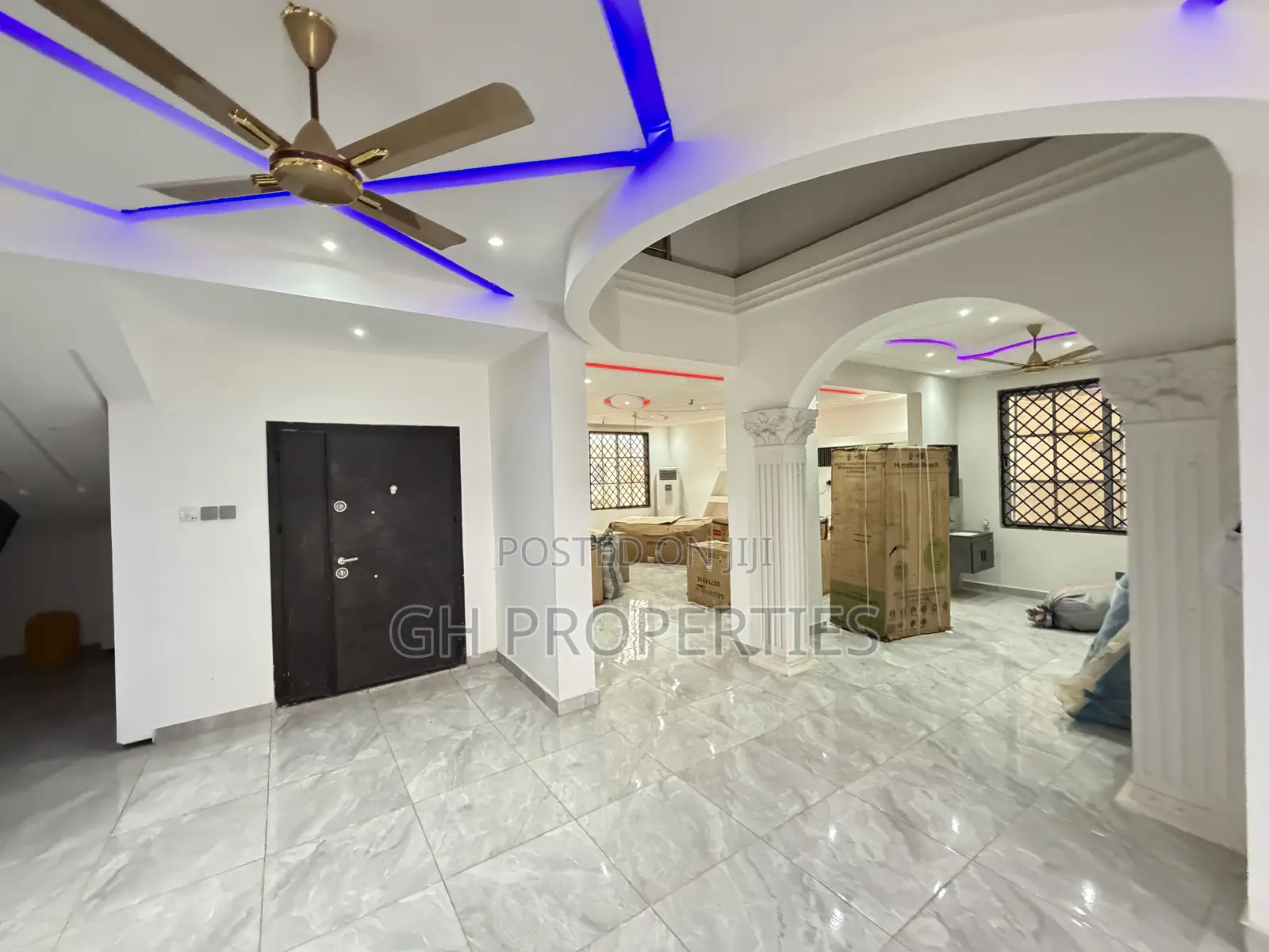 7bdrm Mansion in Atasemanso., Kumasi Metropolitan for sale