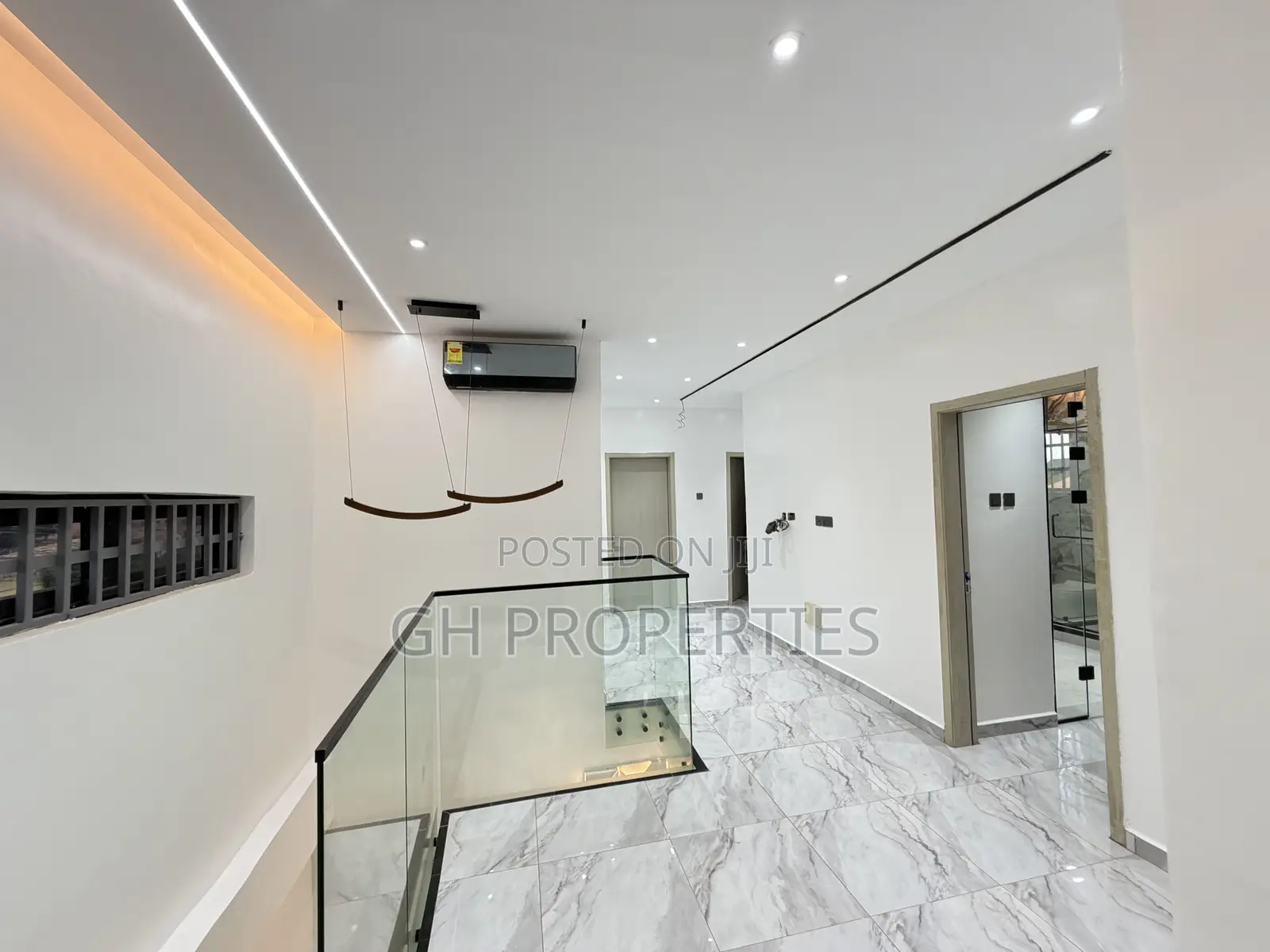 4bdrm Duplex in Atasemanso., Kumasi Metropolitan for sale