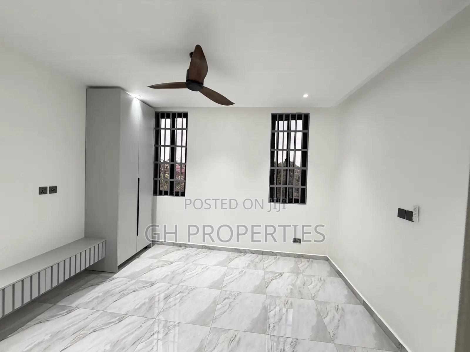 4bdrm Duplex in Atasemanso., Kumasi Metropolitan for sale