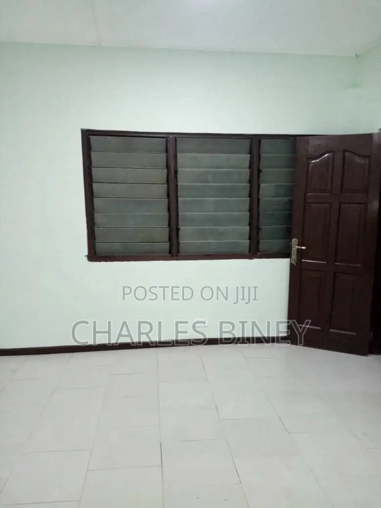 2bdrm Apartment in Old Barrier for rent
