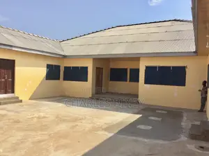 2bdrm Apartment in Old Barrier for rent