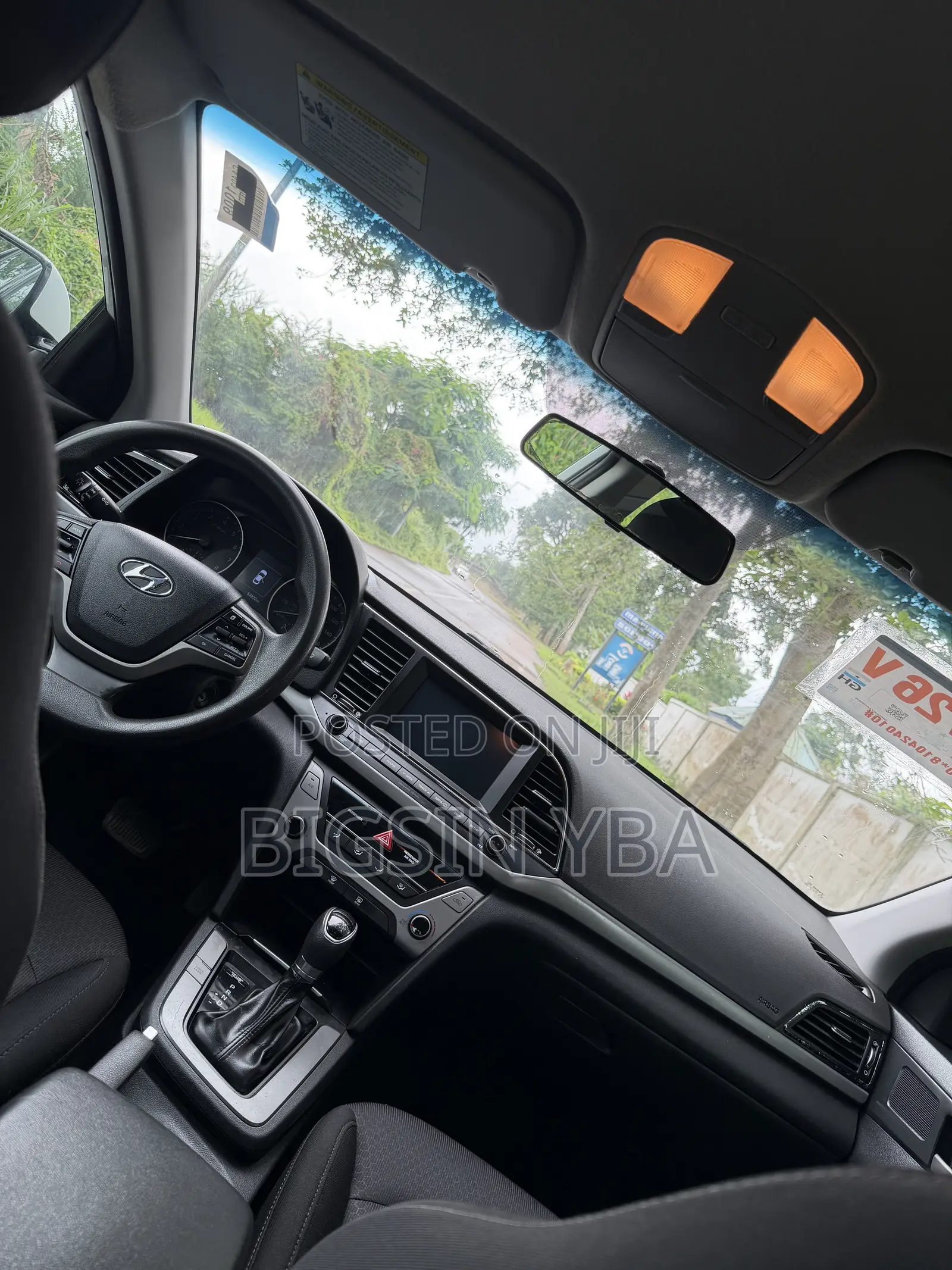 Hyundai Elantra SE 2018 White