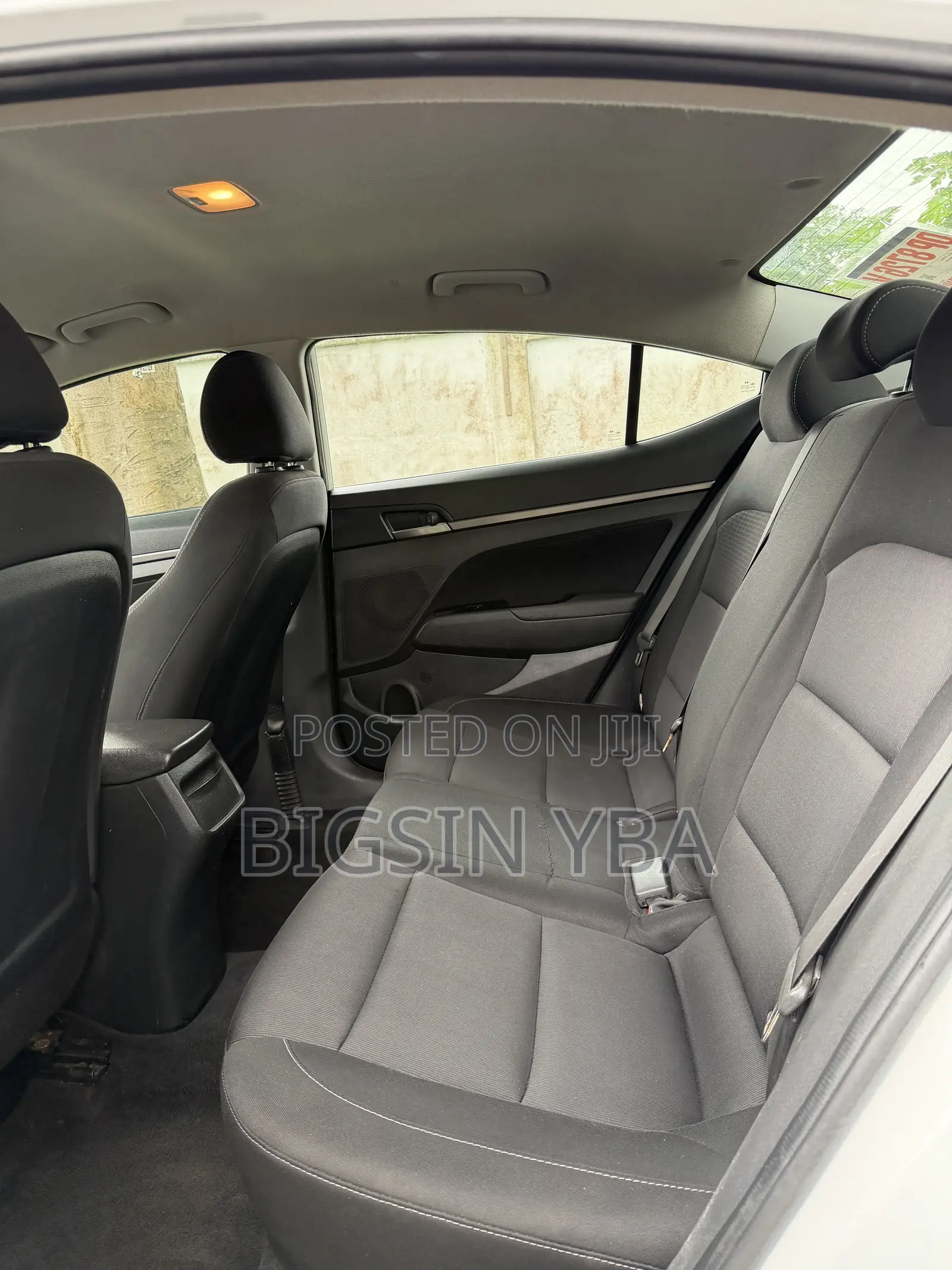 Hyundai Elantra SE 2018 White