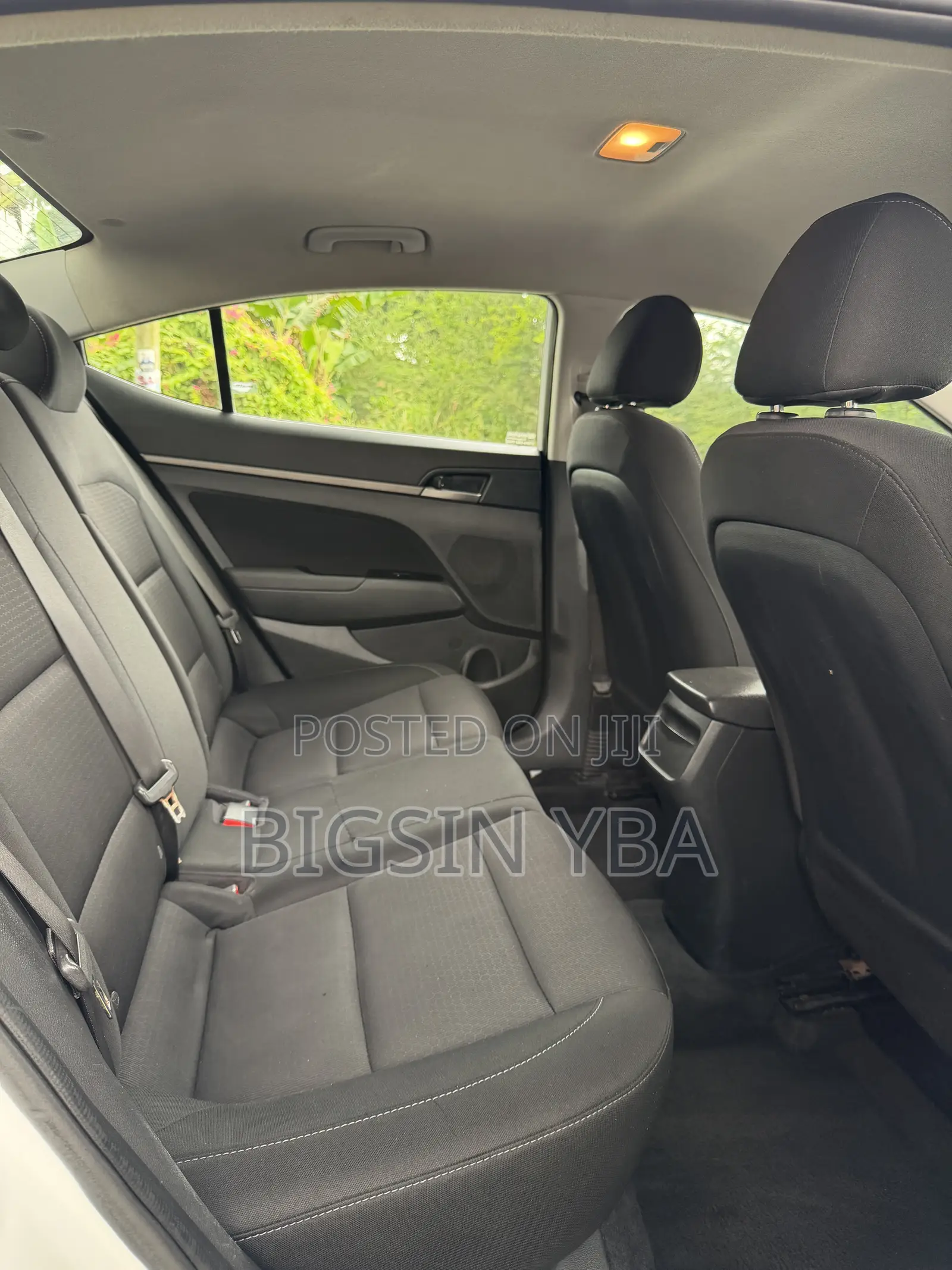 Hyundai Elantra SE 2018 White