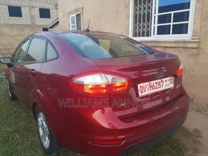 Ford Fiesta SE 4dr Sedan (1.6L 4cyl 5M) 2015 Red