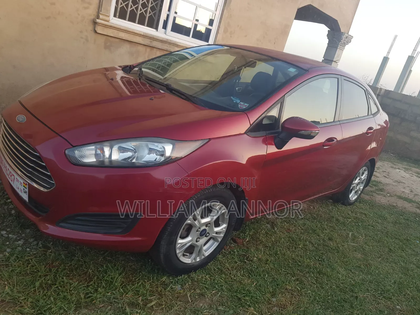 Ford Fiesta SE 4dr Sedan (1.6L 4cyl 5M) 2015 Red