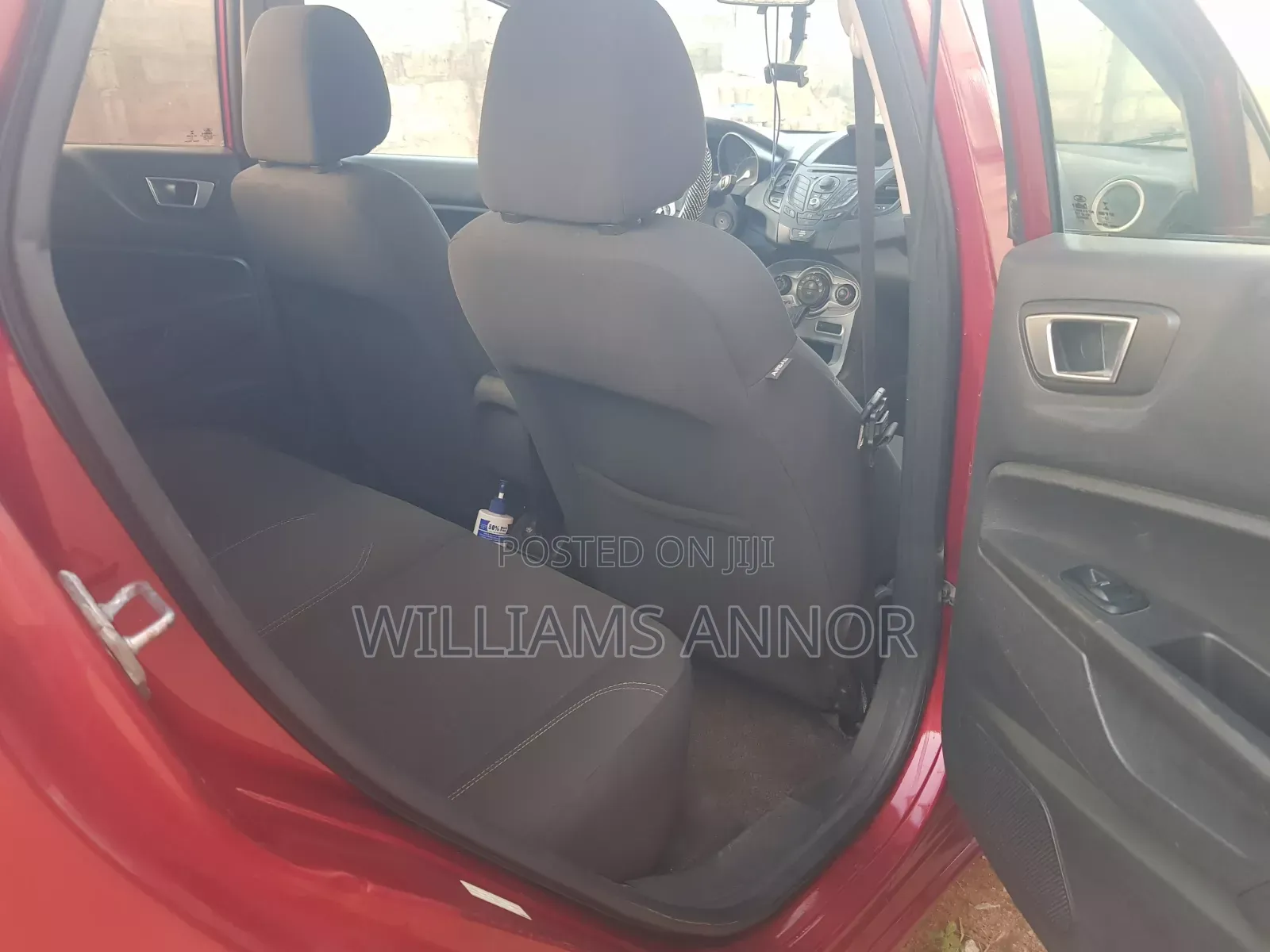 Ford Fiesta SE 4dr Sedan (1.6L 4cyl 5M) 2015 Red