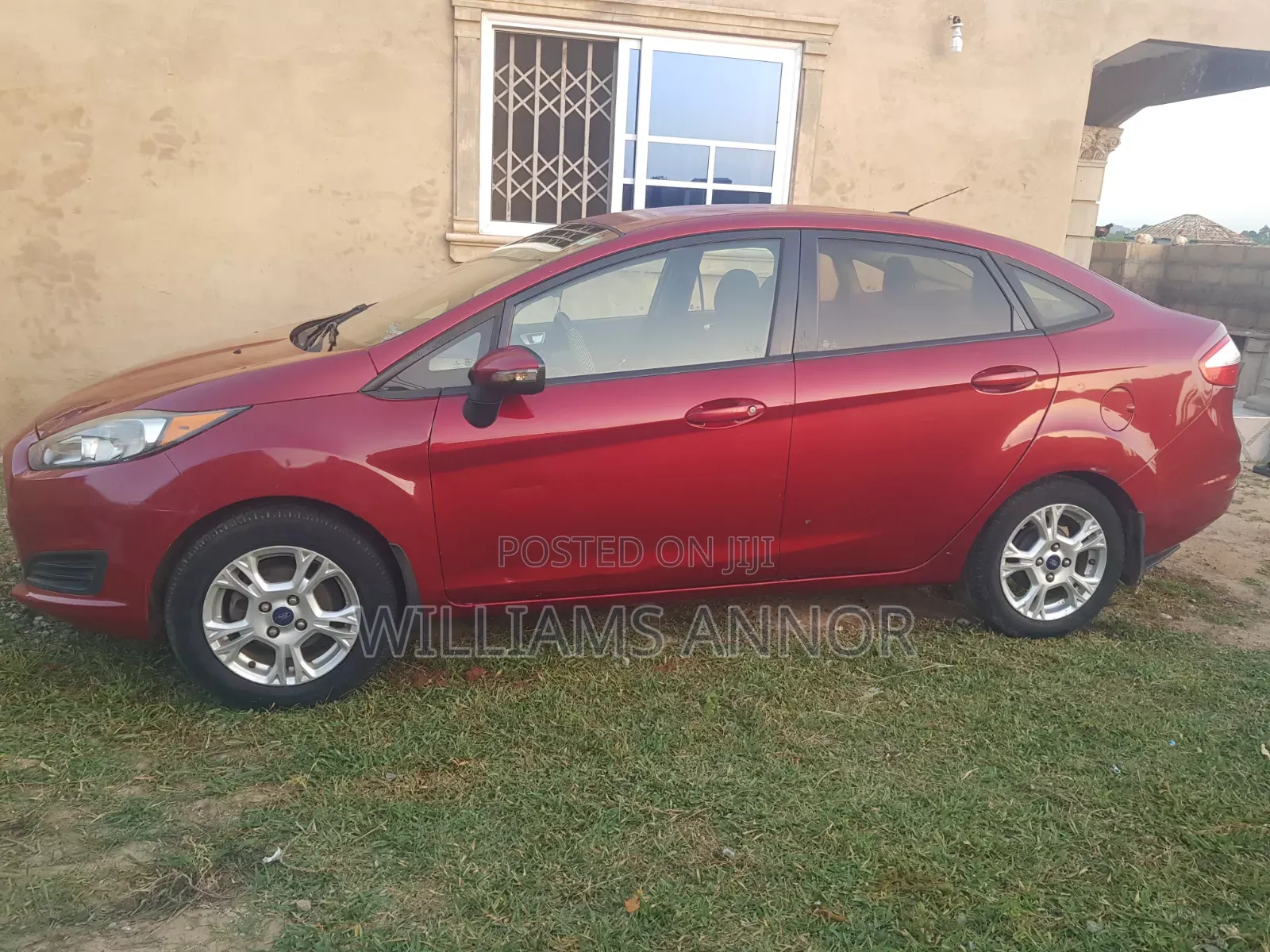 Ford Fiesta SE 4dr Sedan (1.6L 4cyl 5M) 2015 Red