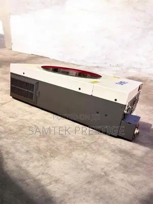 SamTek 6KW Hybrid Grid Solar Inverter Pure Sine Wave Lithium Battery