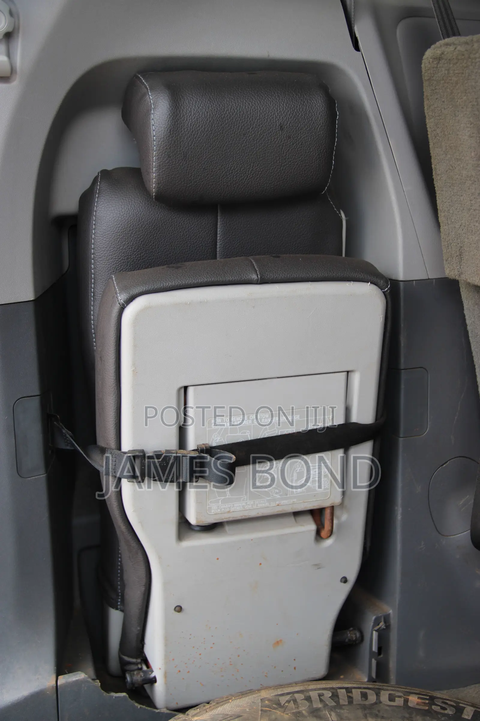 Toyota Sienna LE 8-Passenger 4dr Minivan (3.5L 6cyl 6A) 2015 Black