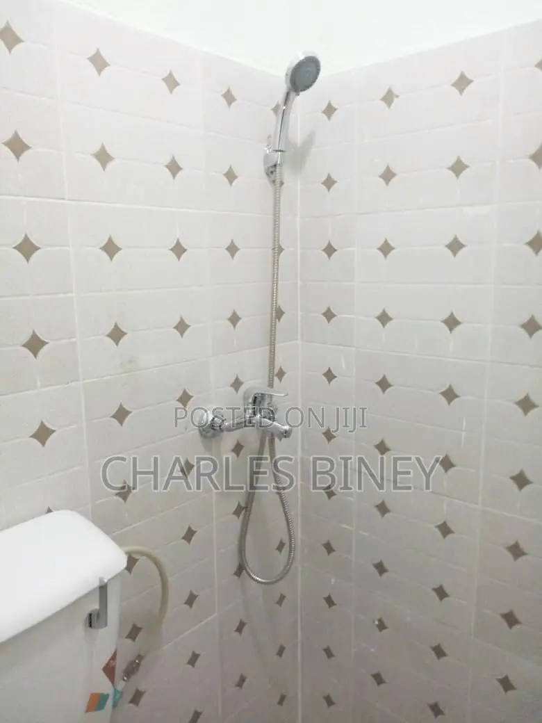 2bdrm Apartment in Old Barrier for rent