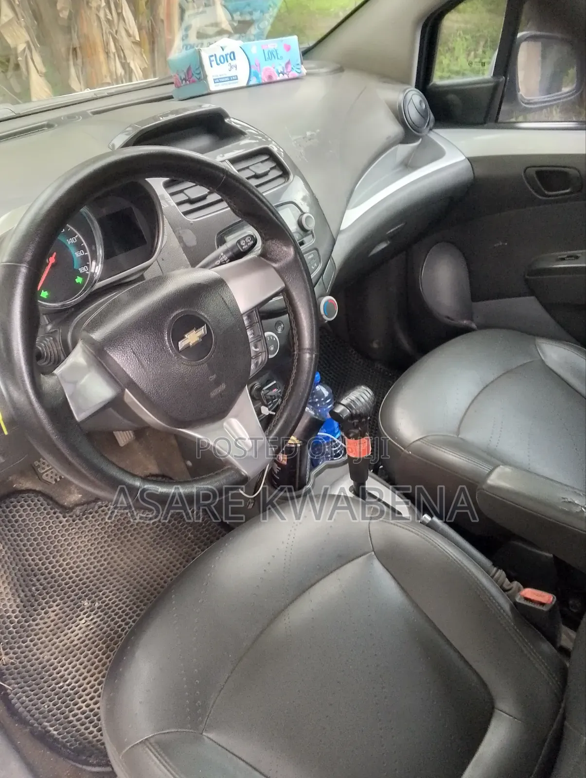 Chevrolet Spark 2LT 4dr Hatchback (1.2L 4cyl 5M) 2014 White