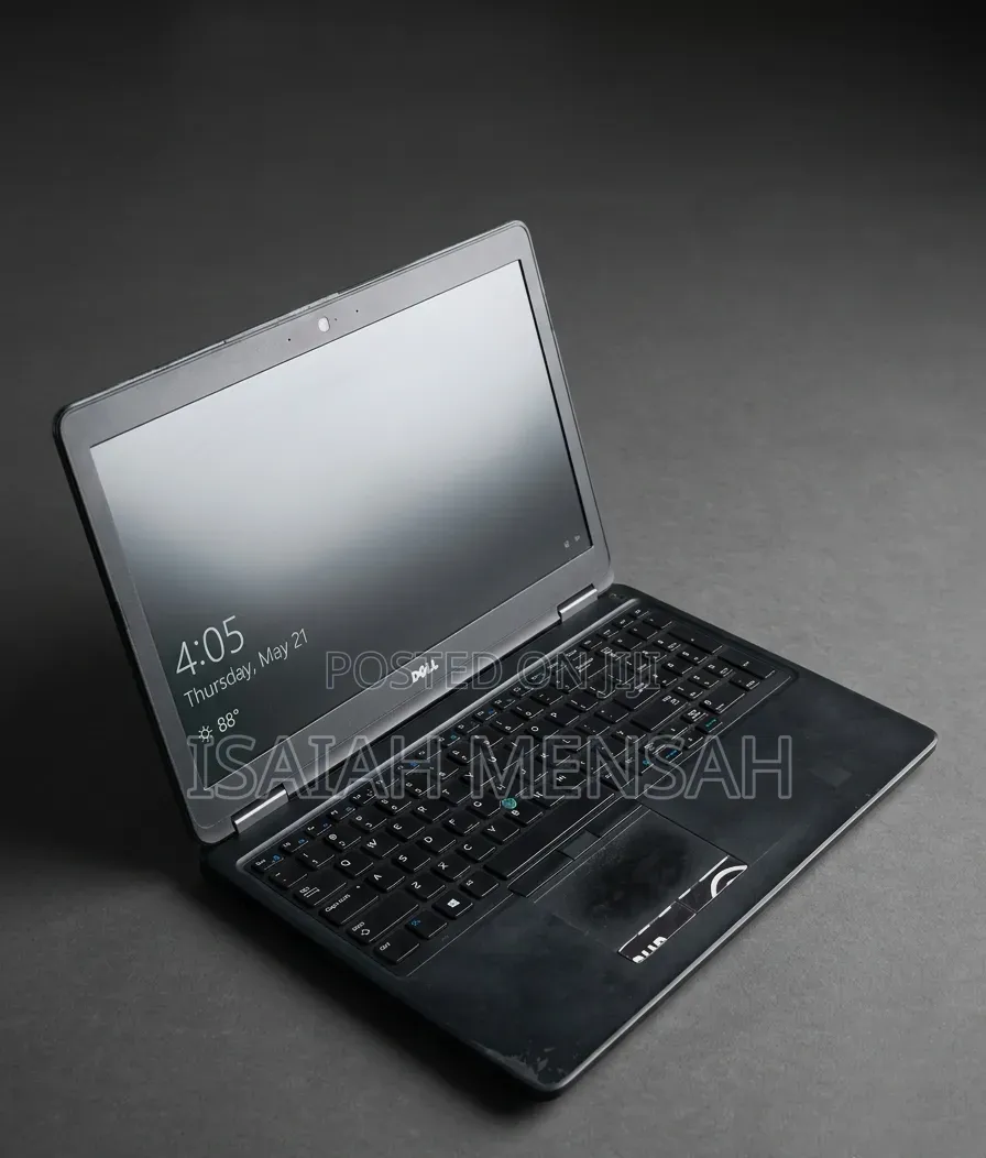 Laptop Dell Latitude 5550 8GB Intel SSD 256GB