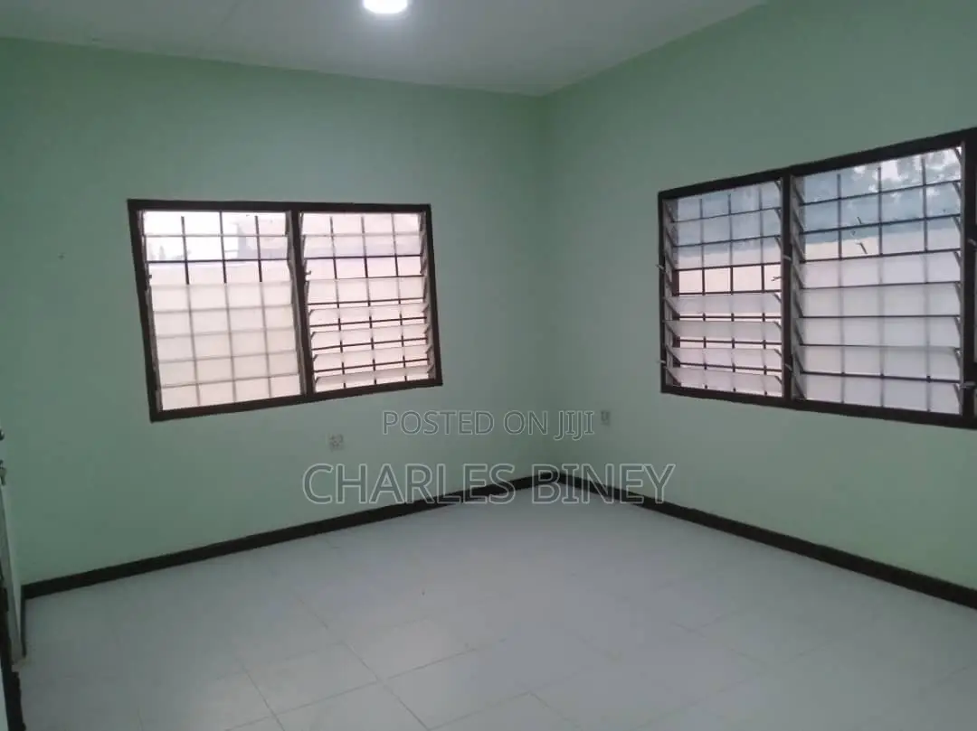 2bdrm Apartment in Old Barrier for rent