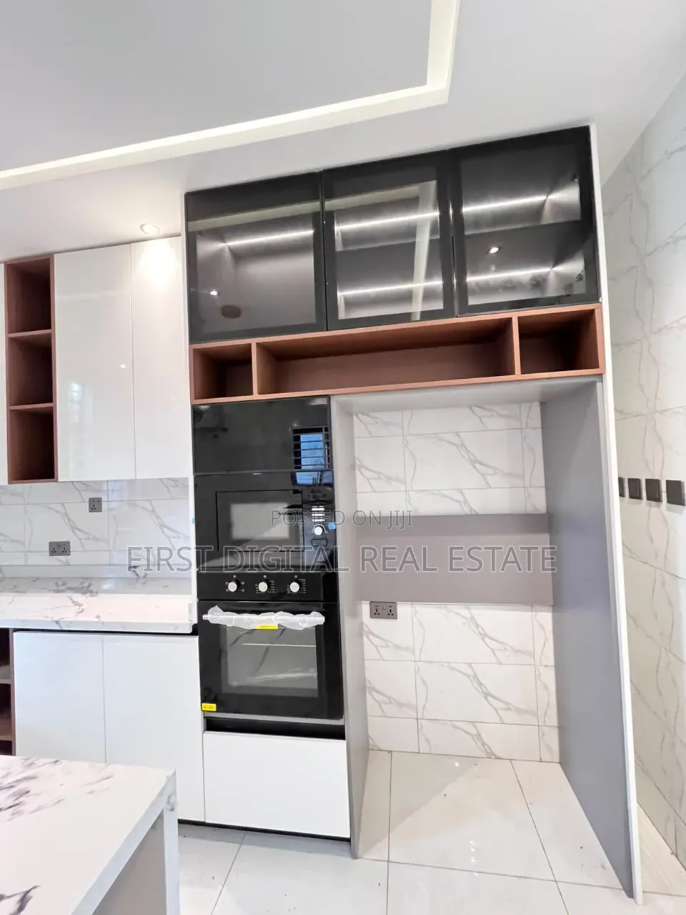 4bdrm Apartment in First Digital Real, Ghana Link Area for sale
