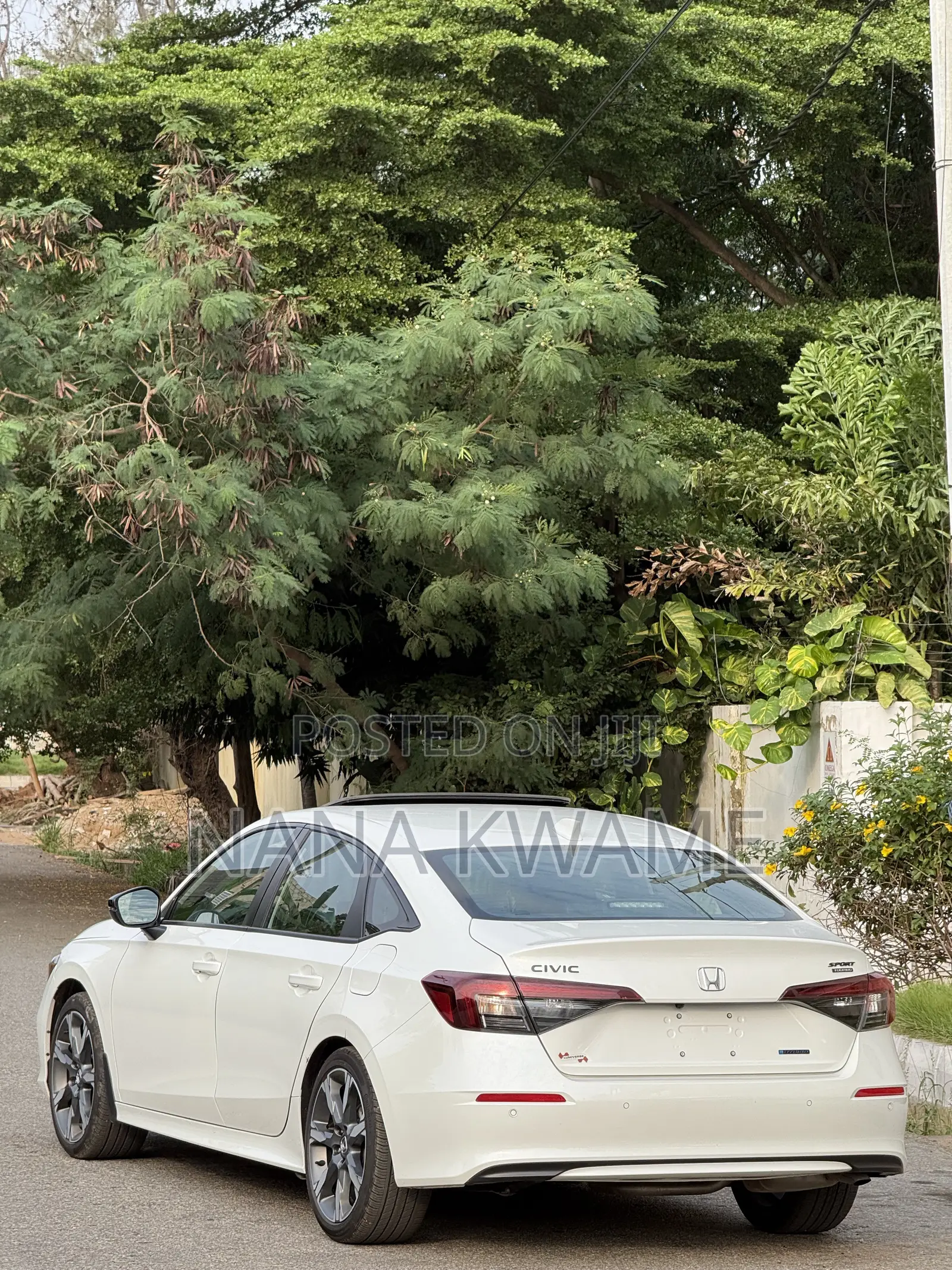 Honda Civic Sport Touring Hybrid Sedan 2026 White