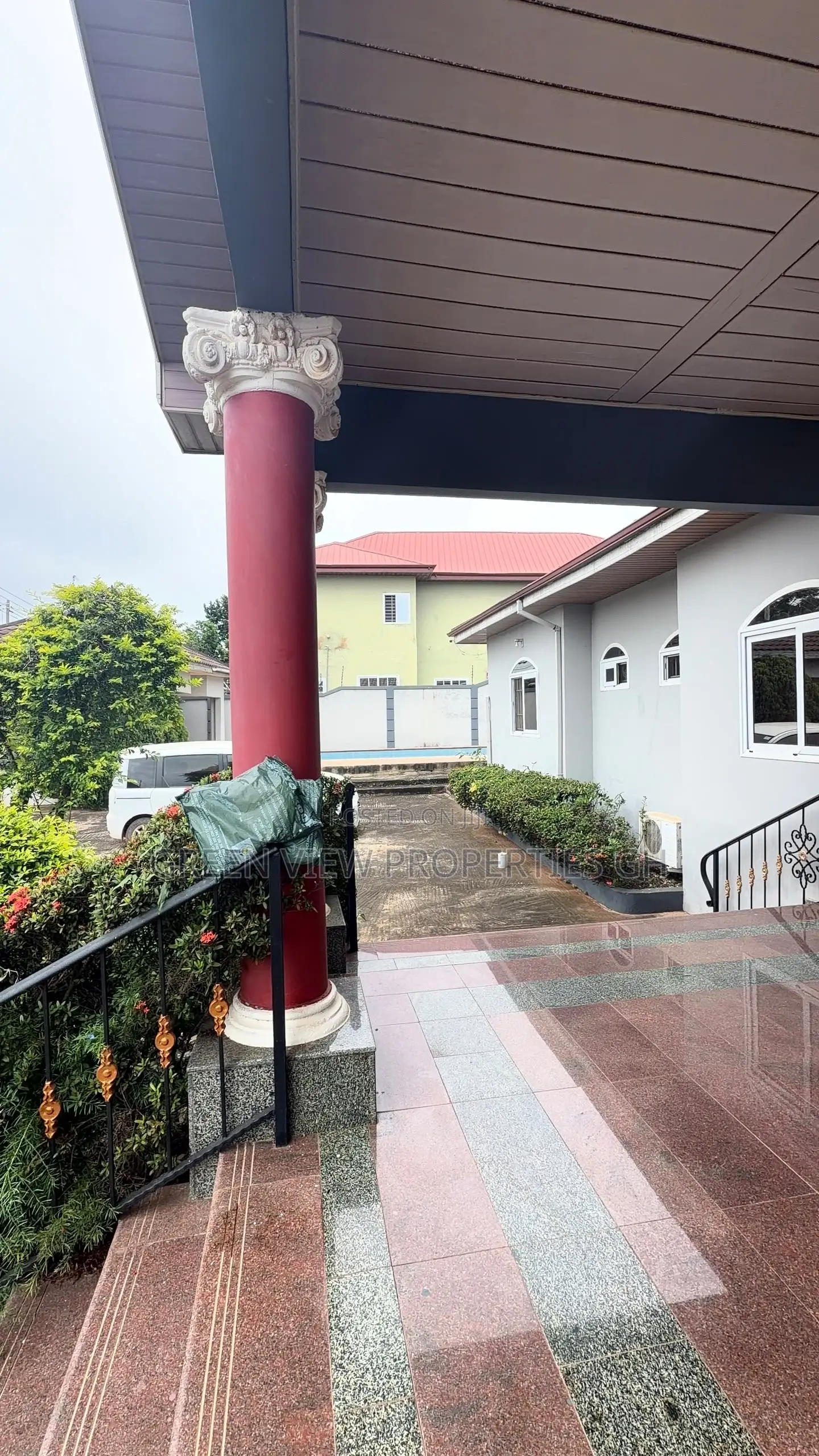 4bdrm House in West Hills Mall Area for rent