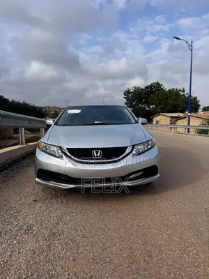 Honda Civic LX 4dr Sedan (1.8L 4cyl CVT) 2014 Silver