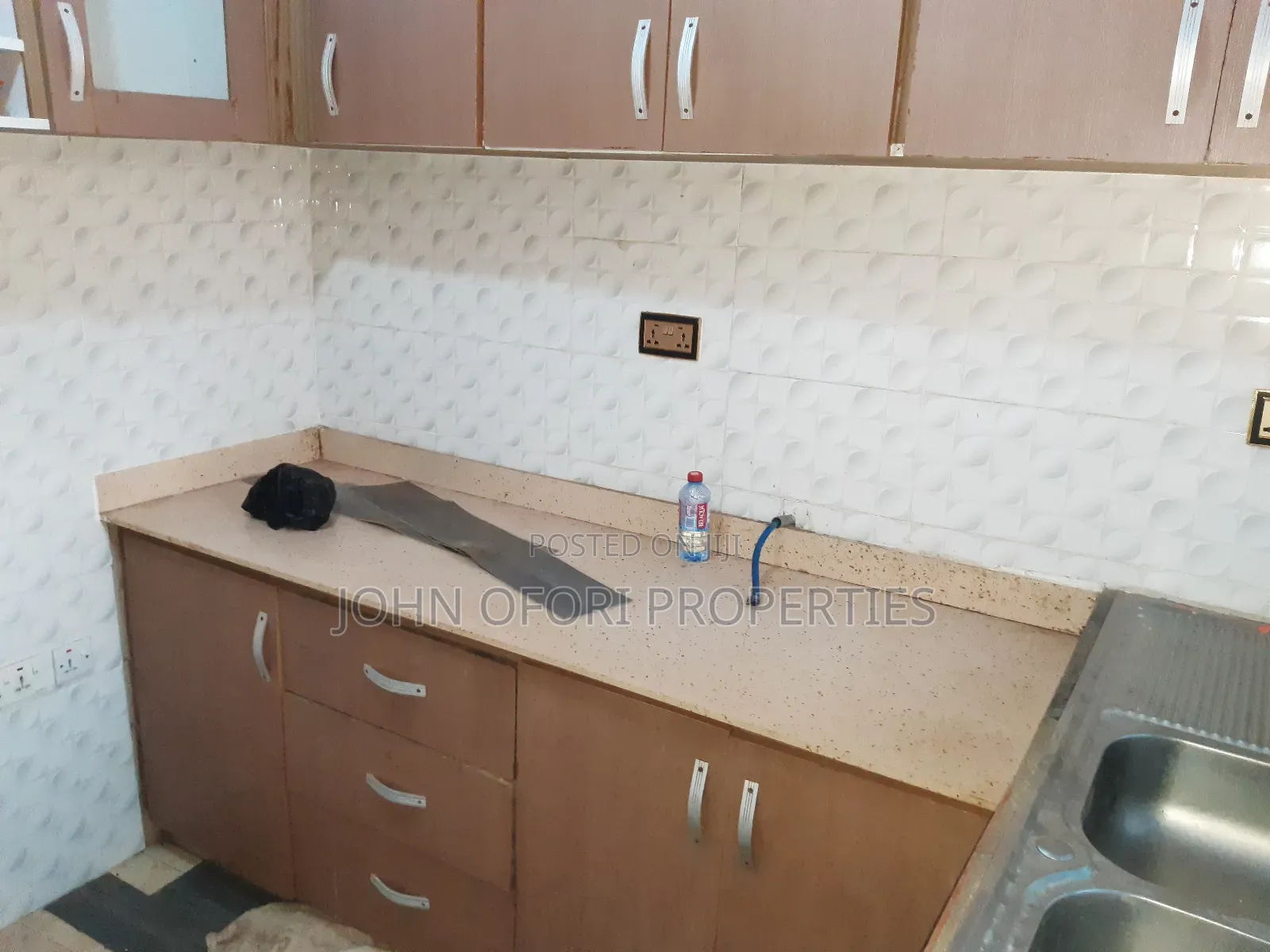 2bdrm Apartment in Emena Abease, Kumasi Metropolitan for rent