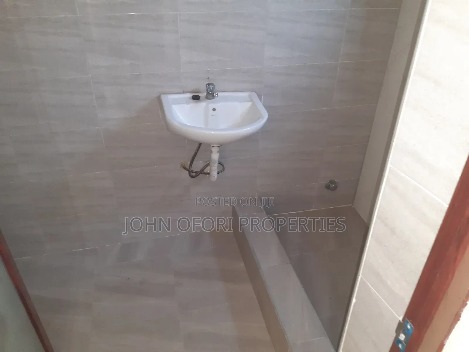 1bdrm Apartment in Emena Abease, Kumasi Metropolitan for rent