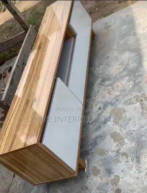 TV Stand (Both Floating and Standing