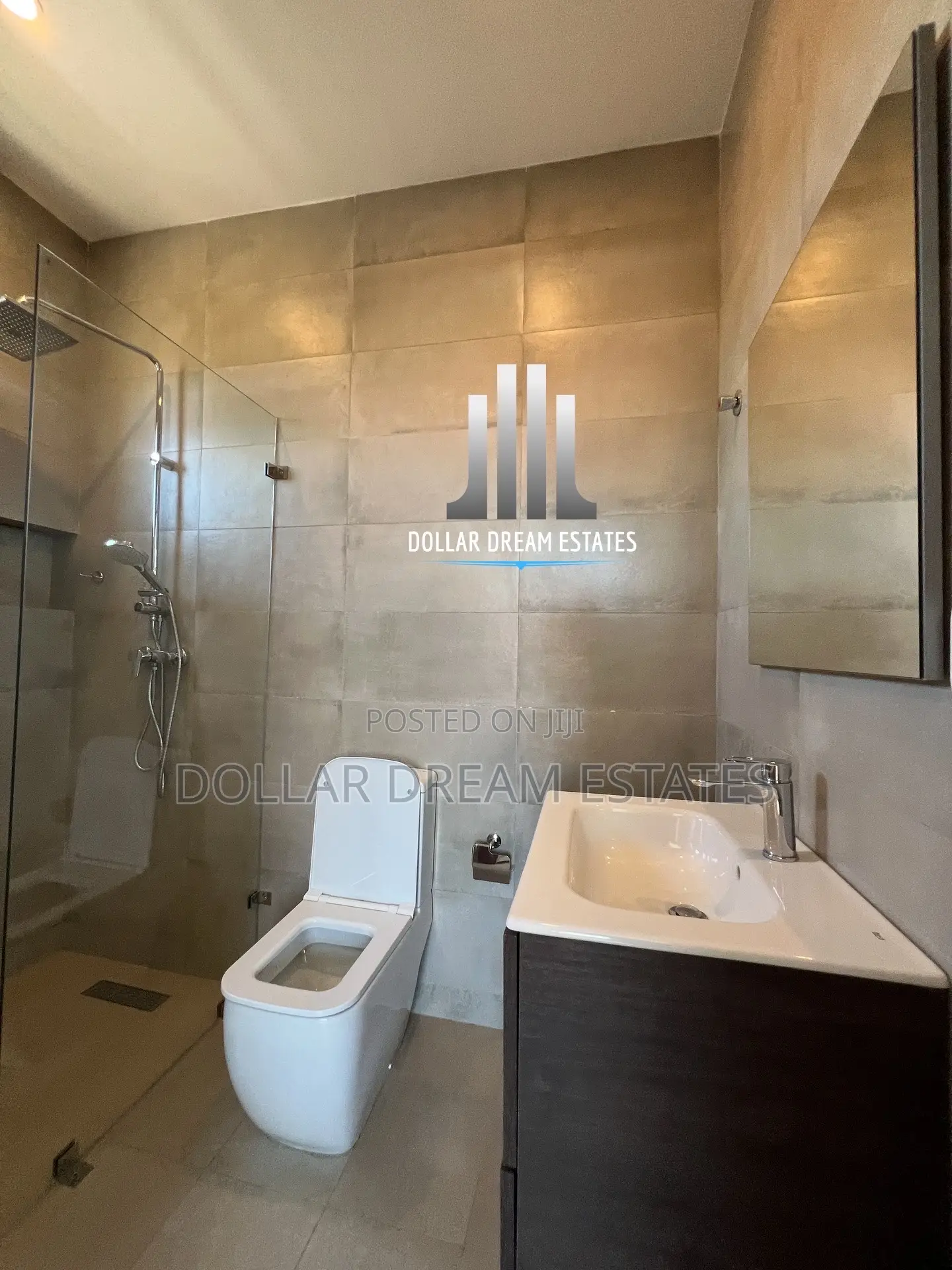 4bdrm House in Ashomang Estate for rent