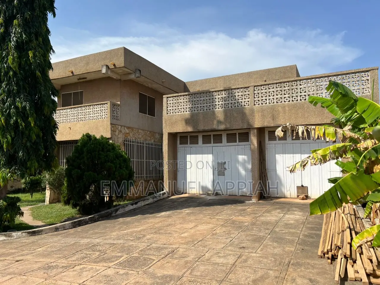 8bdrm House in Kwasheiman, Kwashieman for sale