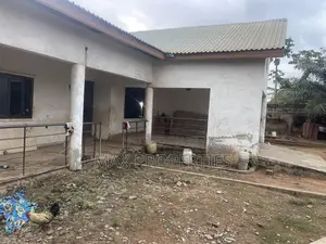 5bdrm House in Haatso for sale