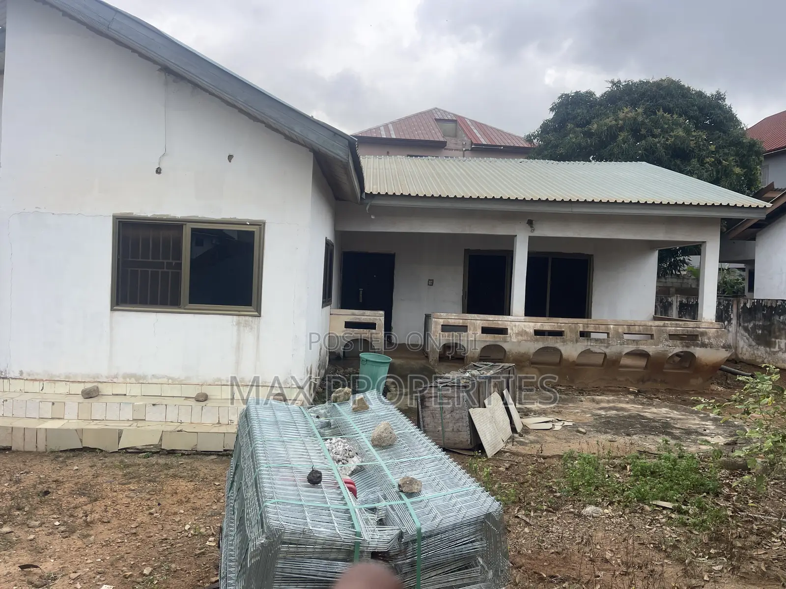 5bdrm House in Haatso for sale