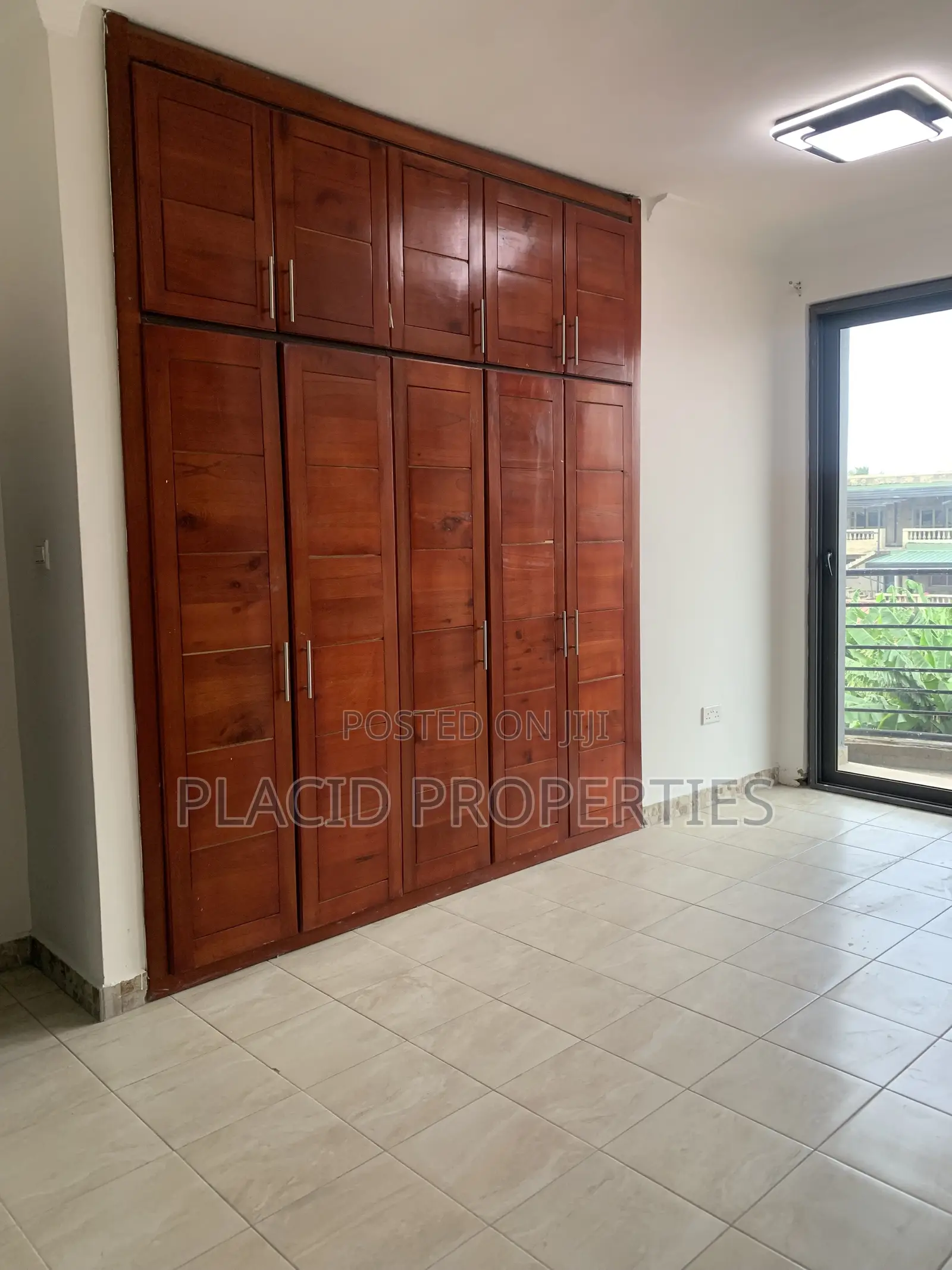 3bdrm Apartment in Parakuo Estate, Achimota for rent