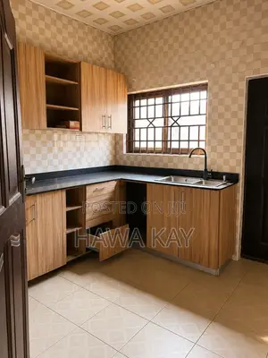 3bdrm House in Manet Court for rent