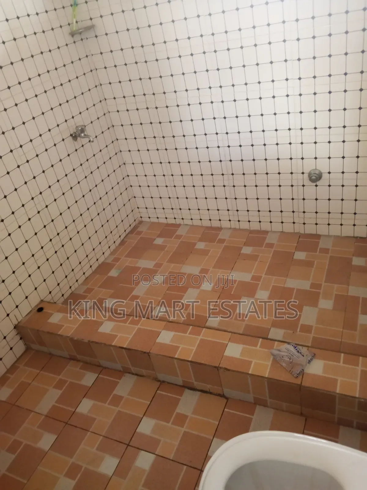 2bdrm Apartment in Boadi, Kumasi Metropolitan for rent