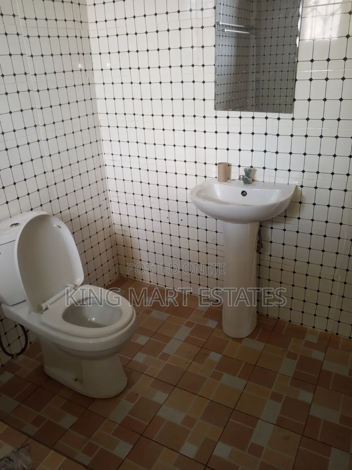 2bdrm Apartment in Boadi, Kumasi Metropolitan for rent