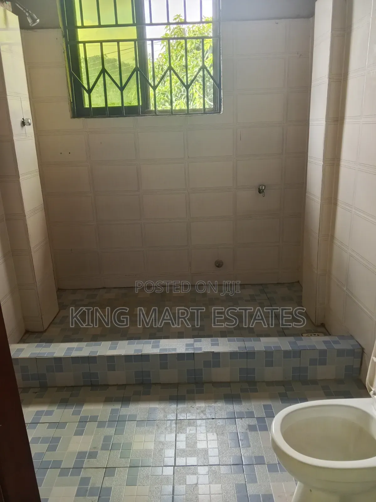 2bdrm Apartment in Boadi, Kumasi Metropolitan for rent