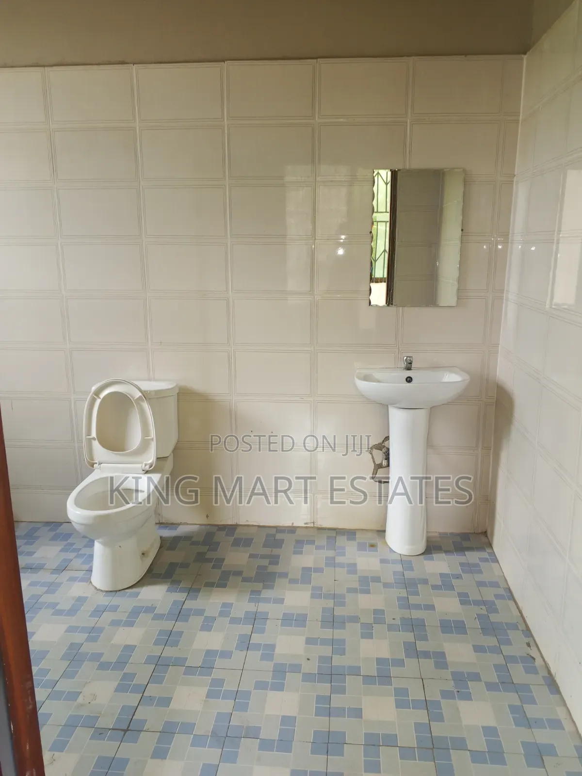 2bdrm Apartment in Boadi, Kumasi Metropolitan for rent
