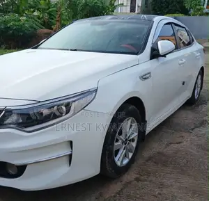 Kia K5 2018 White