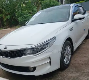 Kia K5 2018 White
