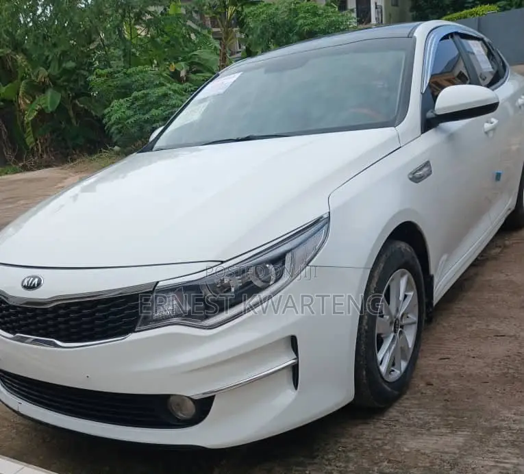 Kia K5 2018 White