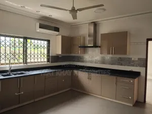 7bdrm House in Au Village, US Embassy Area for rent