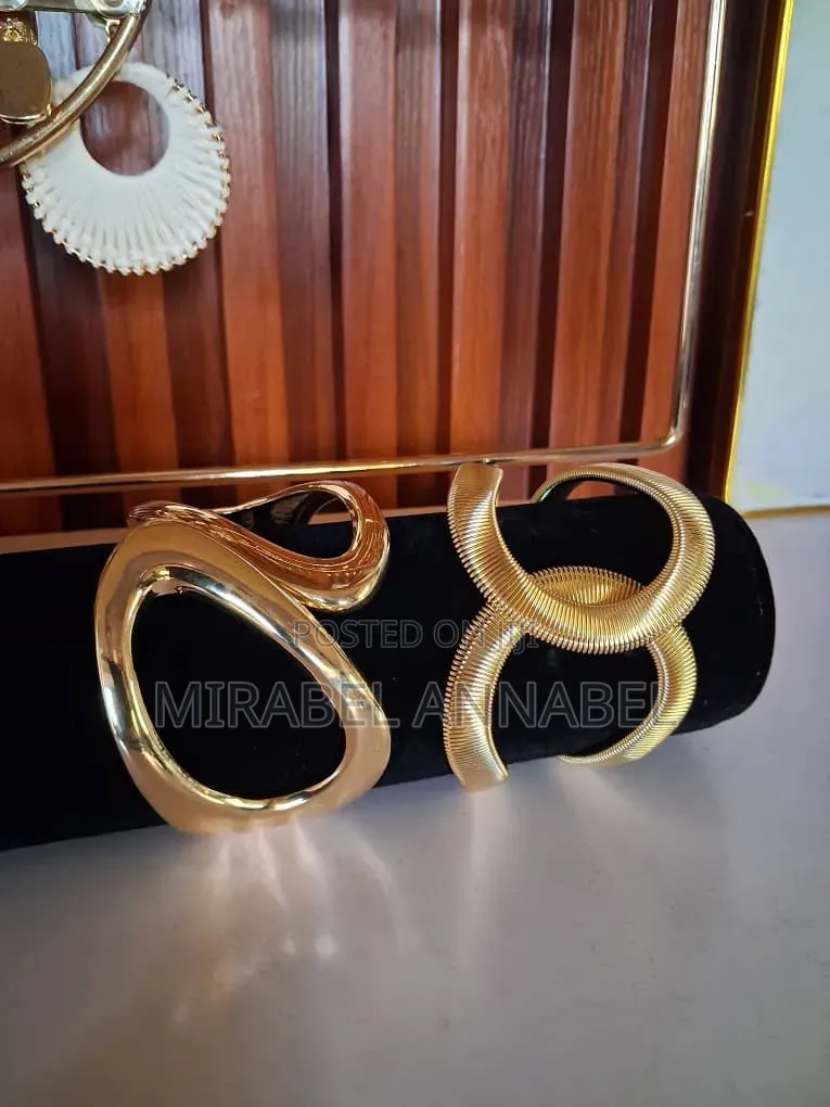 Watches,necklaces and More