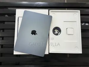 Laptop Apple MacBook Air 2025 M4 16GB Apple M4 SSD 512GB