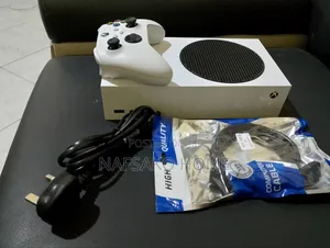 Xbox Series S(512gb)With 5 Offline Games