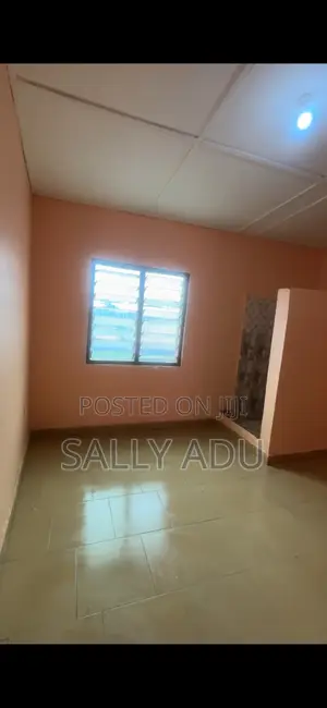 1bdrm Penthouse in Down for rent