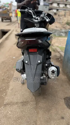 Honda Forza 2022 Black