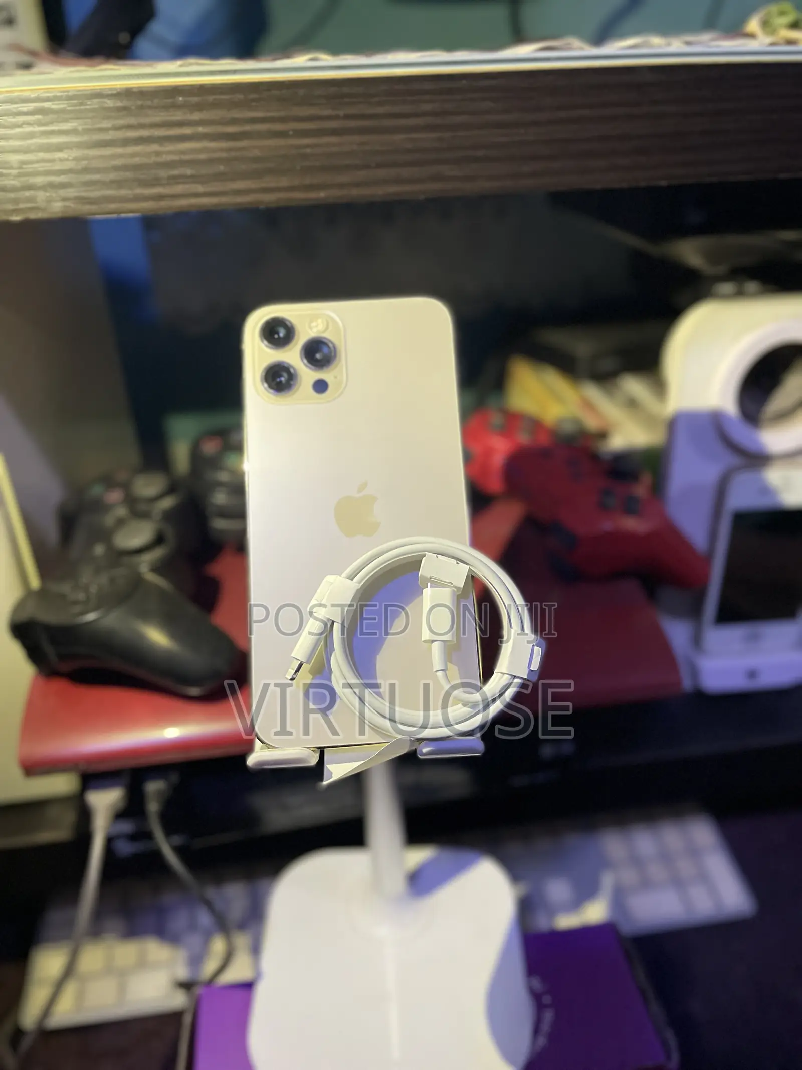 New Apple iPhone 12 Pro 256 GB Gold